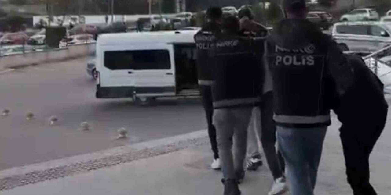 Kırıkkale’de uyuşturucu tacirlerine operasyon: 5 tutuklama