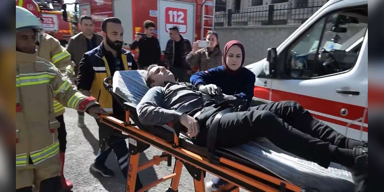Kars Emniyeti’nde gerçeğini aratmayan yangın tatbikatı
