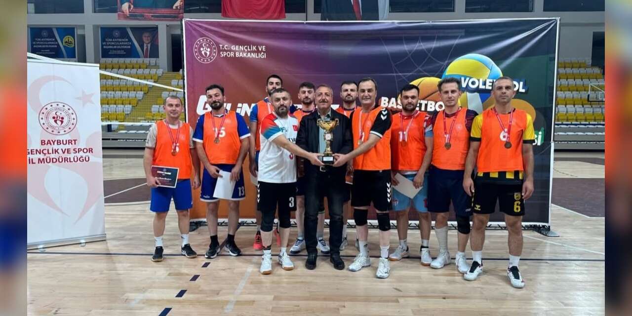 Kamu Spor Oyunları Voleybol İl Birinciliği tamamlandı