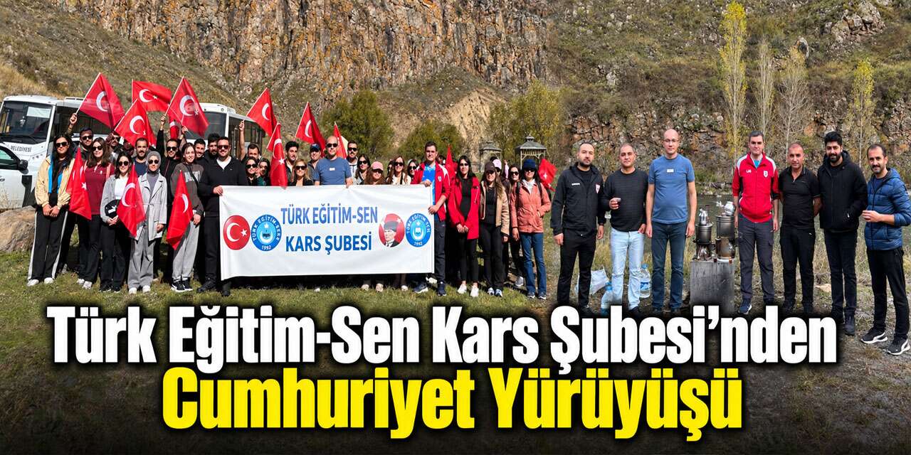 Karslı Eğitimciler Cumhuriyet İçin Akyaka Kanyonu’nda Yürüdü