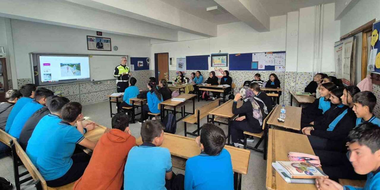 Afyonkarahisar’da Trafik Dedektifleri Projesi devam ediyor
