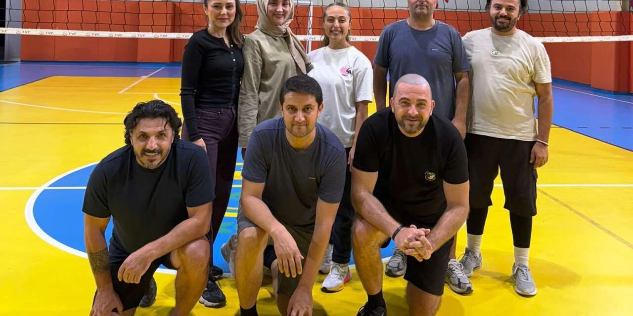 Körfez’de 32 okulun öğretmenleri şampiyonluk için filede