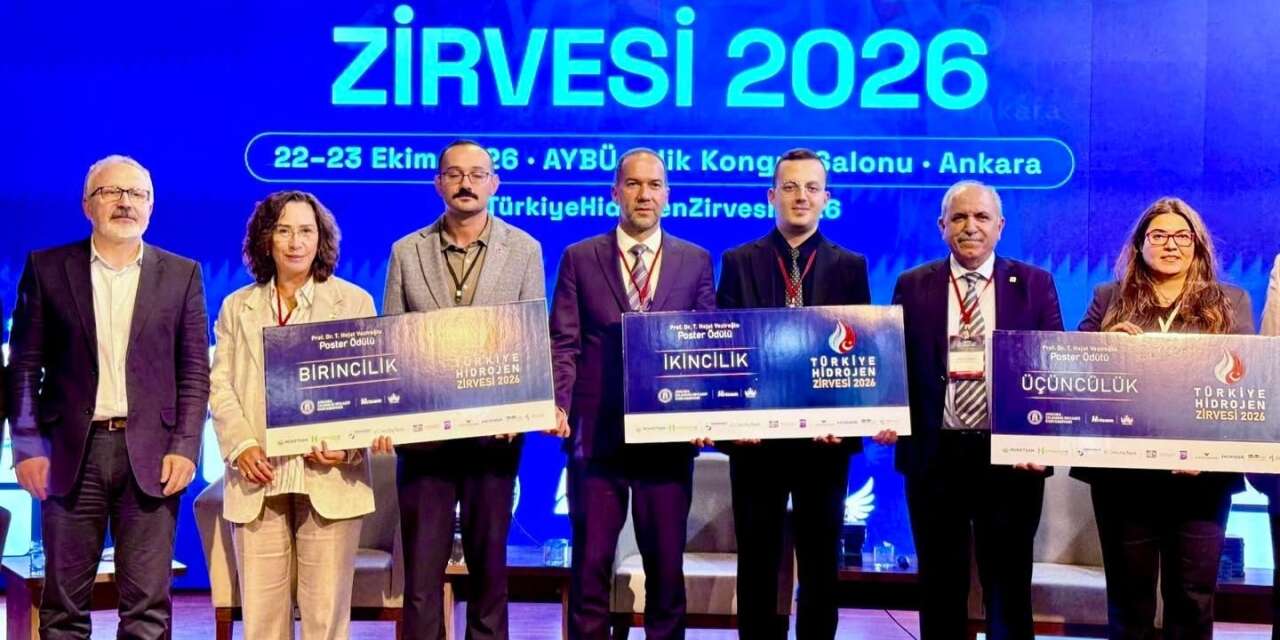 Başkan Özdemir Türkiye Hidrojen Zirvesi’nde Niğde’nin yeşil enerji modelini anlattı