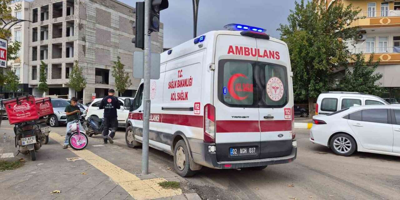 Devrilen motosikletin sürücüsü yaralandı