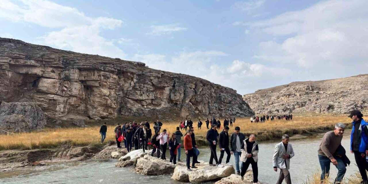 Doğu’nun Ihlara Vadisi Murat Kanyonu’nda doğa ve yöresel kültür aynı etkinlikte buluştu