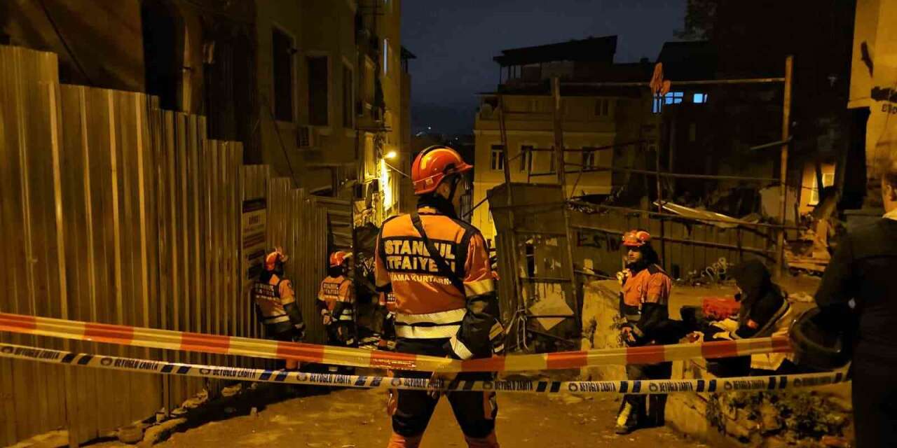 Beyoğlu’nda çöken 5 katlı binada arama çalışmaları tamamlandı