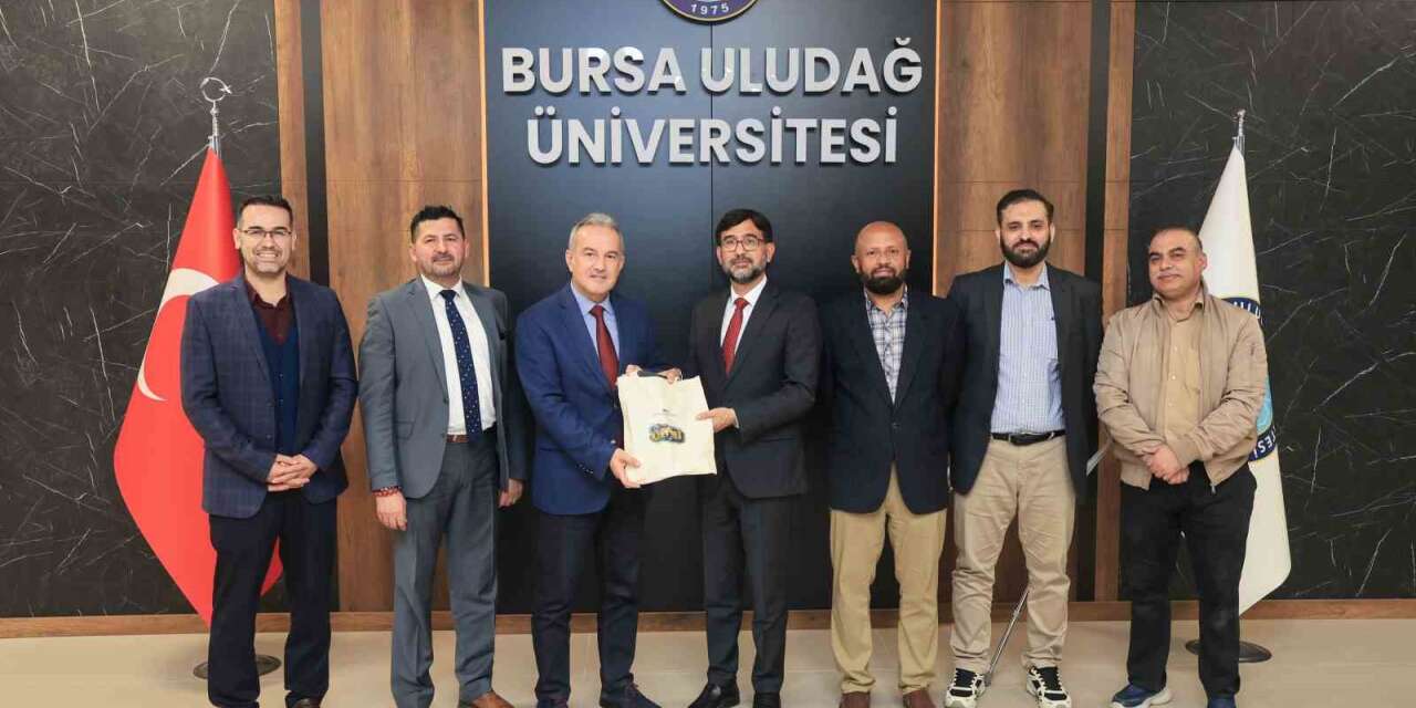 BUÜ, Pakistan üniversitesine akademik destek verecek