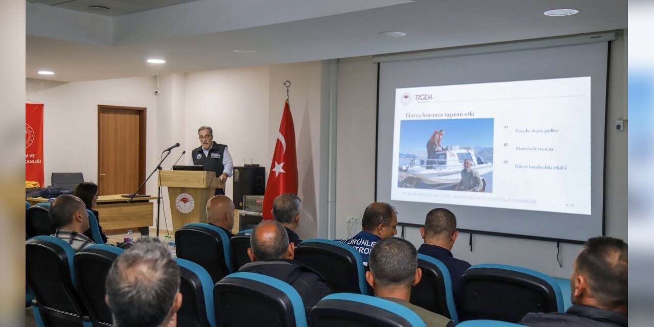 Bingöl’de su ürünleri üreticilerine balık hastalıkları ve yetiştiricilik eğitimi verildi