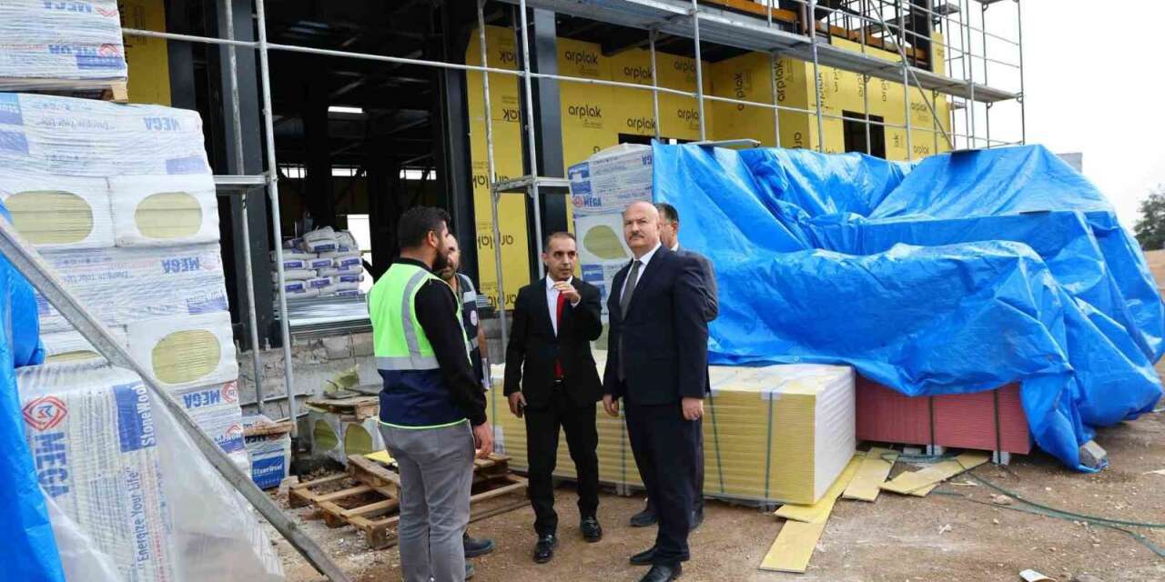 Vali Küçük sağlık yatırımları yerinde incelendi