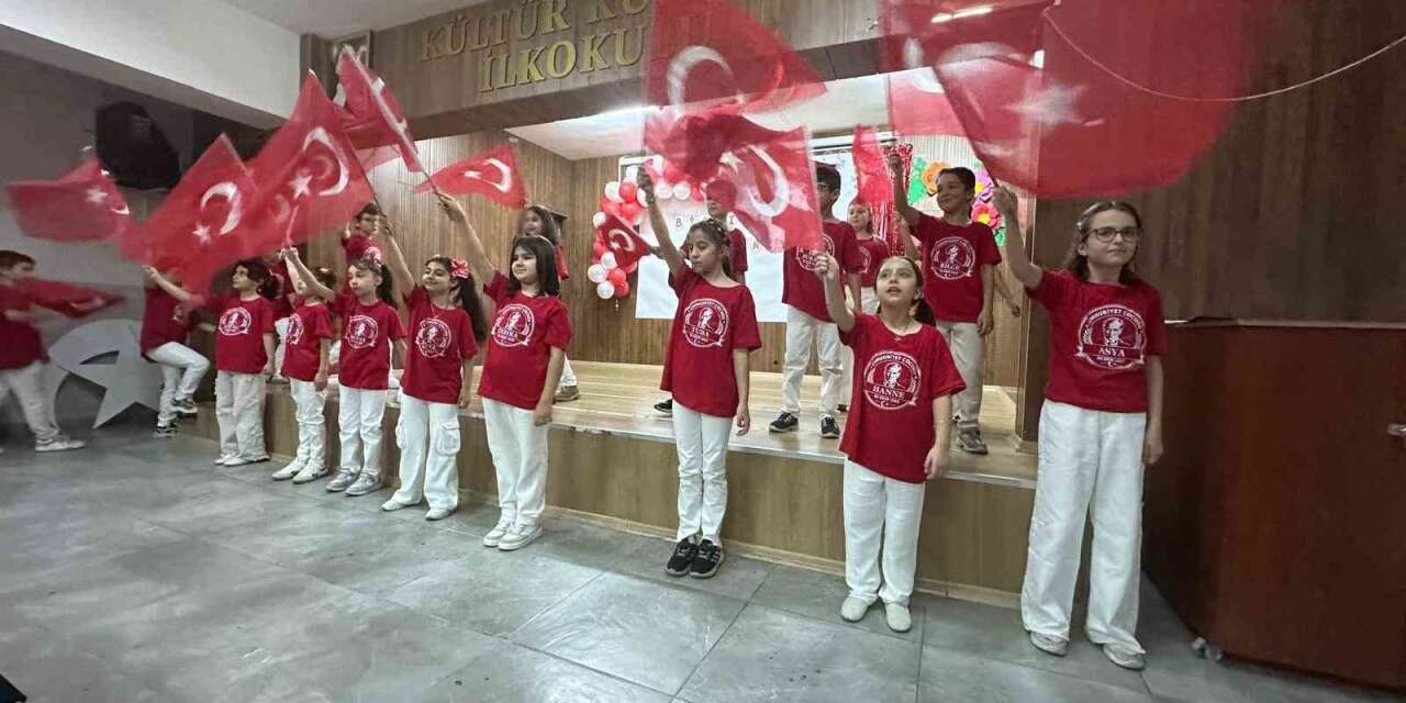 Kültür Kurumu İlkokulu’nda Cumhuriyet coşkusu