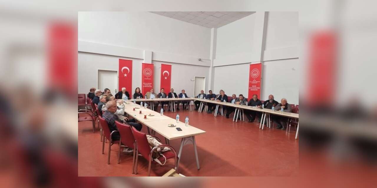 Bilecik’te muhtarlara kadına yönelik şiddetle mücadele eğitimi
