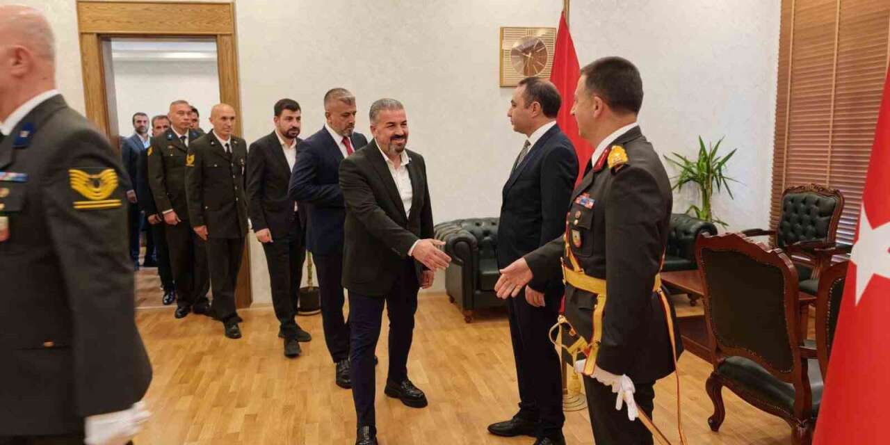 Silopi’de 29 Ekim kutlamaları