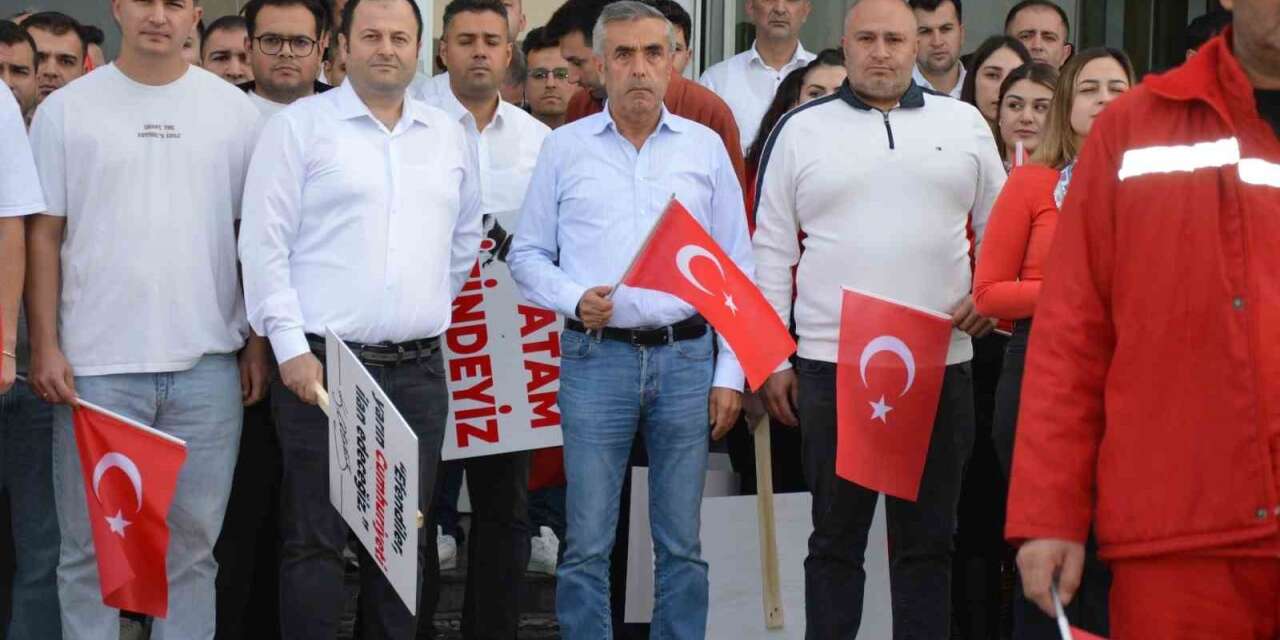 Gedik Piliç’te Cumhuriyet’in 103. yaşı coşkuyla kutlandı