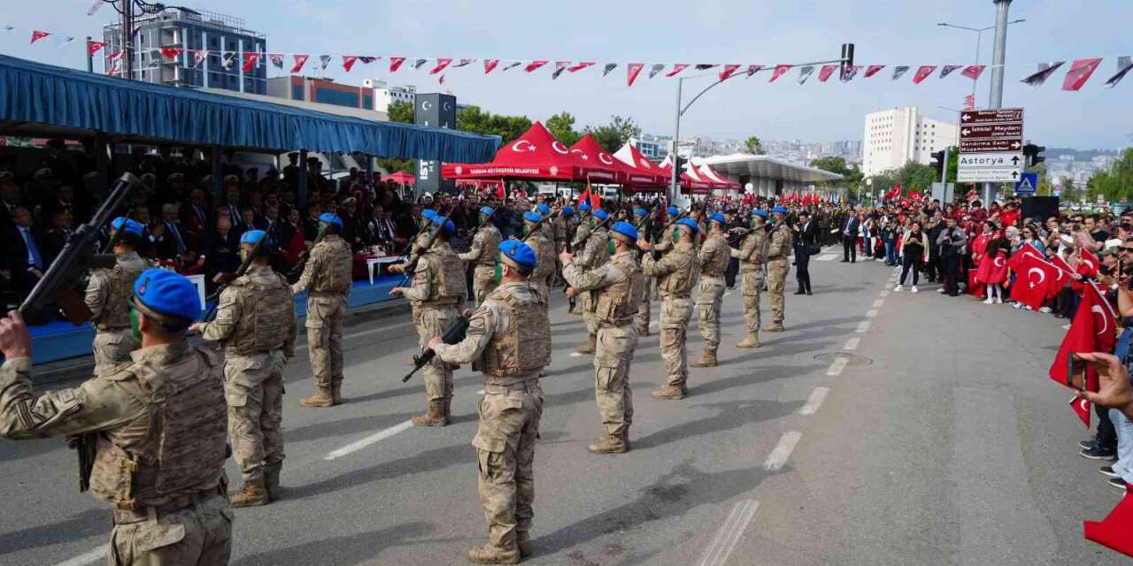 Samsun’da Cumhuriyet’in 103. yılı coşkuyla kutlandı