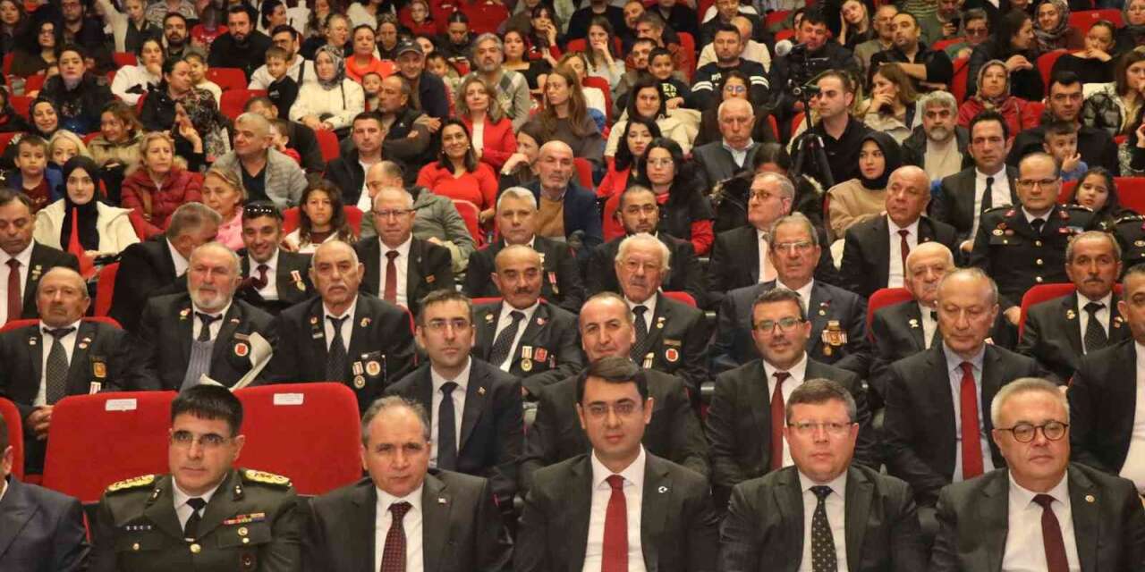 Uşak’ta Türkiye Cumhuriyetinin 103. yaşı coşkuyla kutlandı