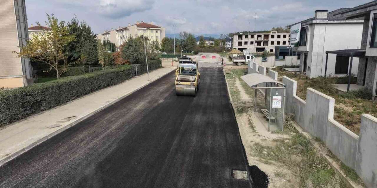 Düzce’de asfalt seferberliği sürüyor