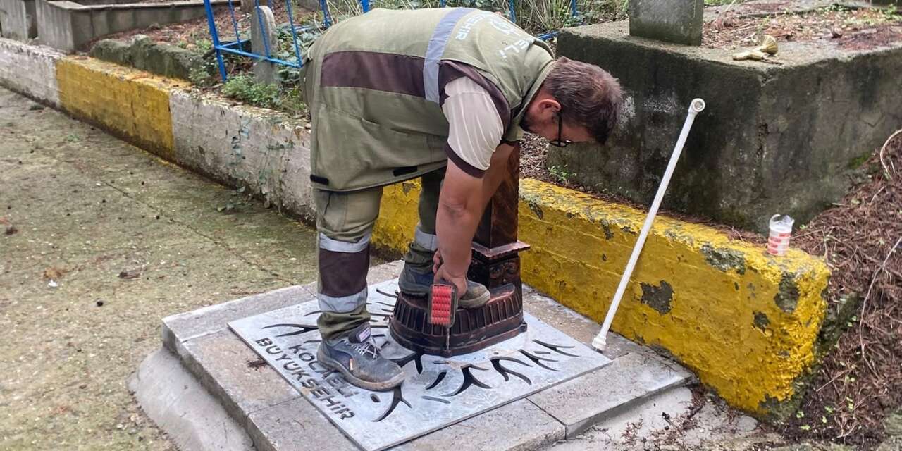 Mezarlıkların su altyapısı yenileniyor