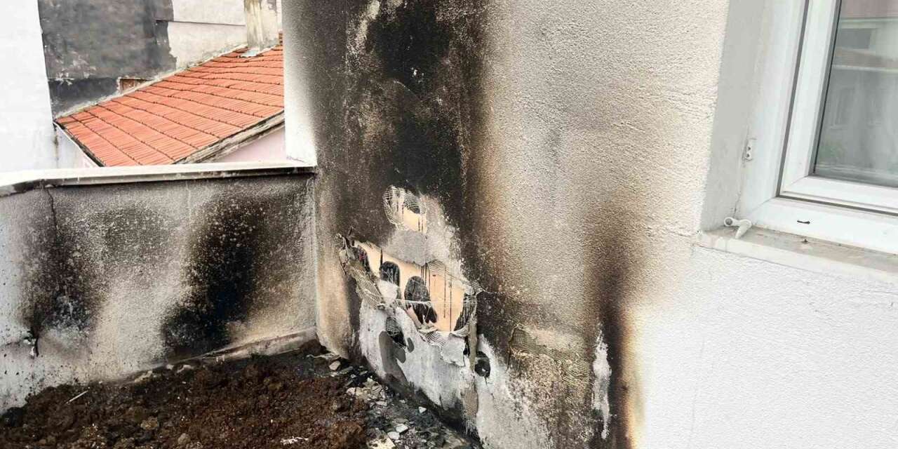 Bilecik’te balkonda düdüklü tencerede unutulan yemek yangına neden oldu