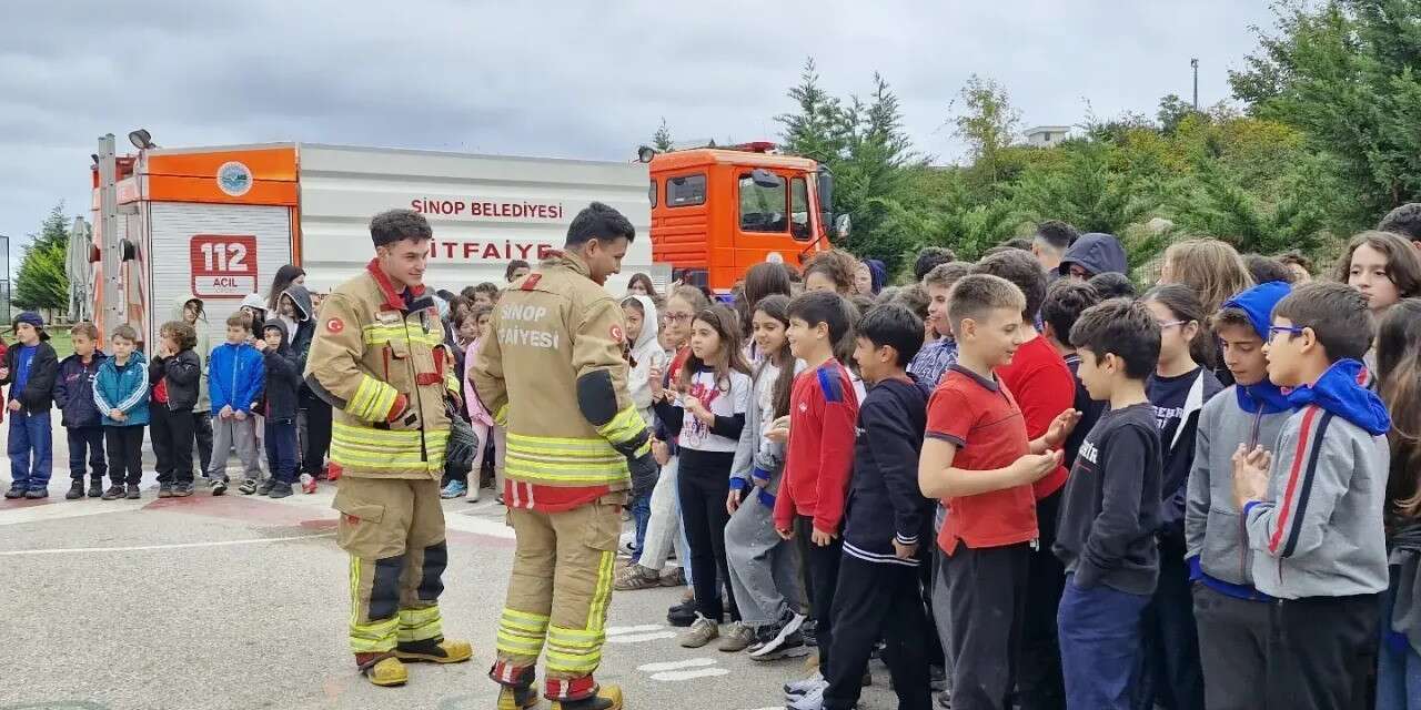 Sinop’ta öğrencilere yangın eğitimi