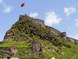 Kars Kalesi Yıkılıyor