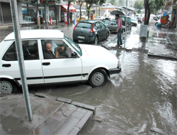 Kars'ta Sağnak Yağmur Sonrası Hayat