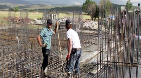 Ardahan Aşık Şenlik’de Yeni Okulun Temeli Atıldı