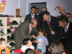 KARS'TA KARNE SEVİNCİ