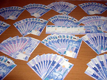 Selim'de Piyasaya Sahte Para Süren 2 Kişi Tutuklandı