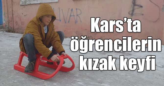 Kars’ta öğrencilerin kızak keyfi