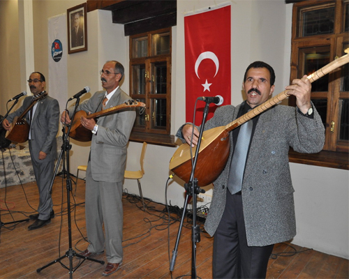 Kars'ta Aşıklar Şöleni Yasa Büründü