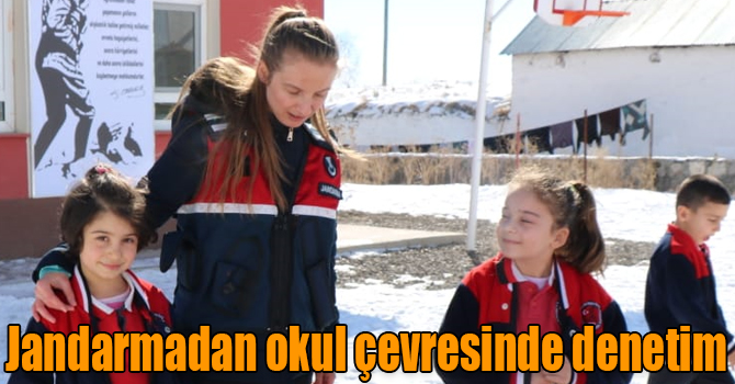 Kars Jandarmadan okul çevresinde denetim