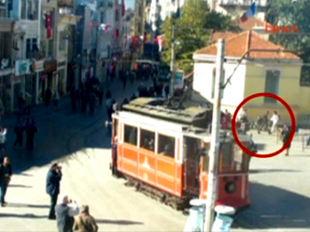 Taksim'de canlı bomba kendini böyle patlattı