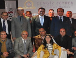 Zeybek’e sürprizli veda