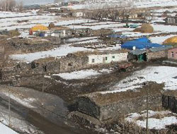 Kars'ta Ataköy Karantinaya Alındı