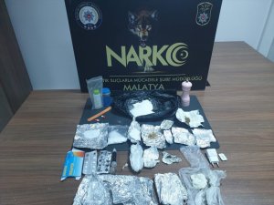 GÜNCELLEME - Malatya'da uyuşturucu satıcılarına yönelik operasyonlarda yakalanan 7 şüpheli tutuklandı