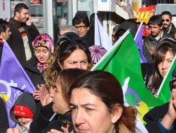 Kars'ta  Kadına Yönelik Şiddetle Mücadele Günü