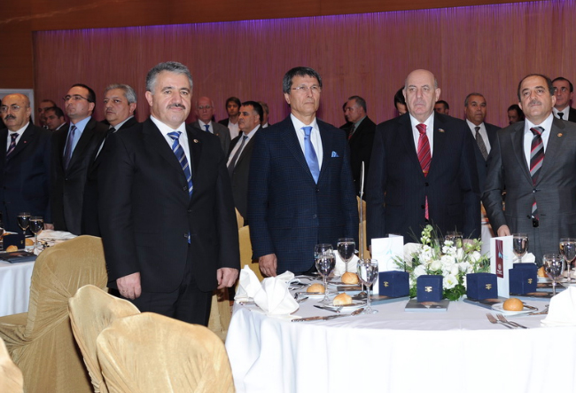 Arslan, Aliyev’i Anma Törenine Katıldı