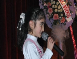 Kars Yetiştirme Yurdu öğrencilerinin  şiir dinletisi