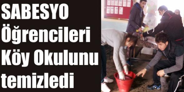 SABESYO Öğrencileri Köy Okulunu temizledi