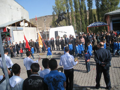 DİGOR’DA KURTULUŞ COŞKUSU