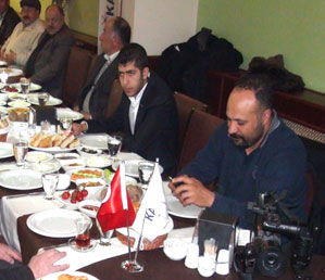 HAS Parti basınla kahvaltıda bir araya geldi