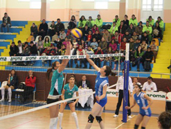 DSİ Spor  Kars'ı 3-2 ile geçti.