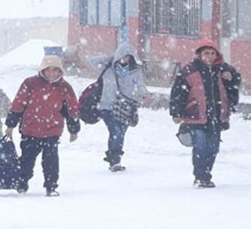 Kars'ta 2 gün  Okullar Tatil