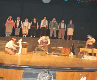 Kars'ta Kuvayi Milliye Destanı sahnelendi
