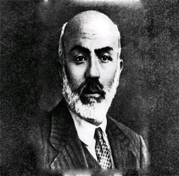 Akif Kars'ta Anılacak