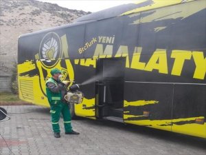 BtcTurk Yeni Malatyaspor takım otobüsü dezenfekte edildi