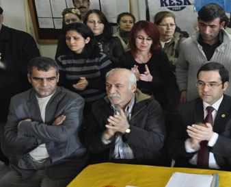 Kars'ta KESK’in 4+4+4 tepkisi