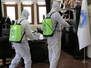 İspir'de koronavirüse karşı dezenfeksiyon yapılıyor