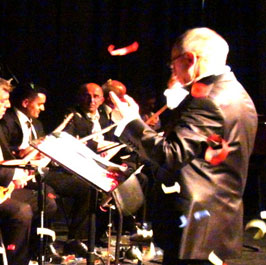 Öğretmenler Korosu ilk konserini verdi