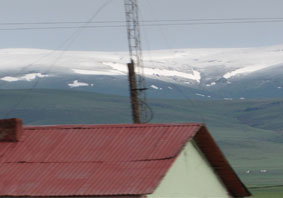 Kars'ın Dağları Kar ile Boran!